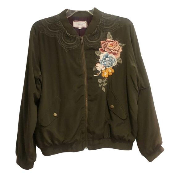 Johnny Was 100% SILK Alice Flower Embroidery Green Floral Bomber Jacket Boho - Picture 3 of 12